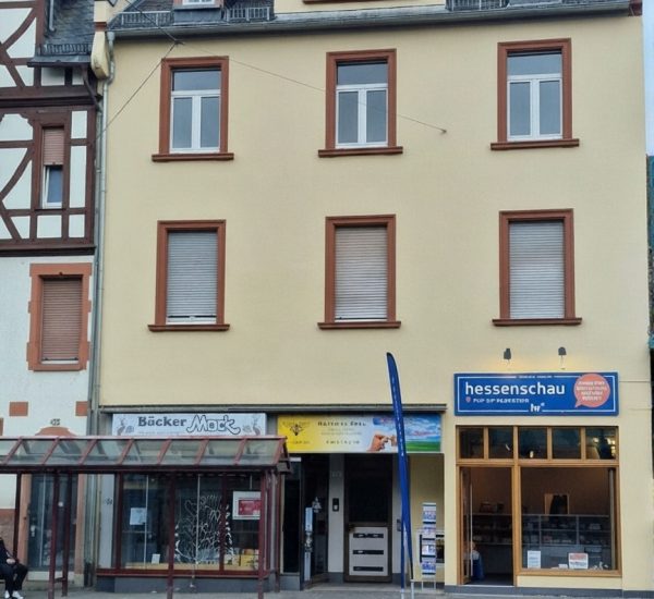 Fassadenanstrich-von-Einfamilienhaus